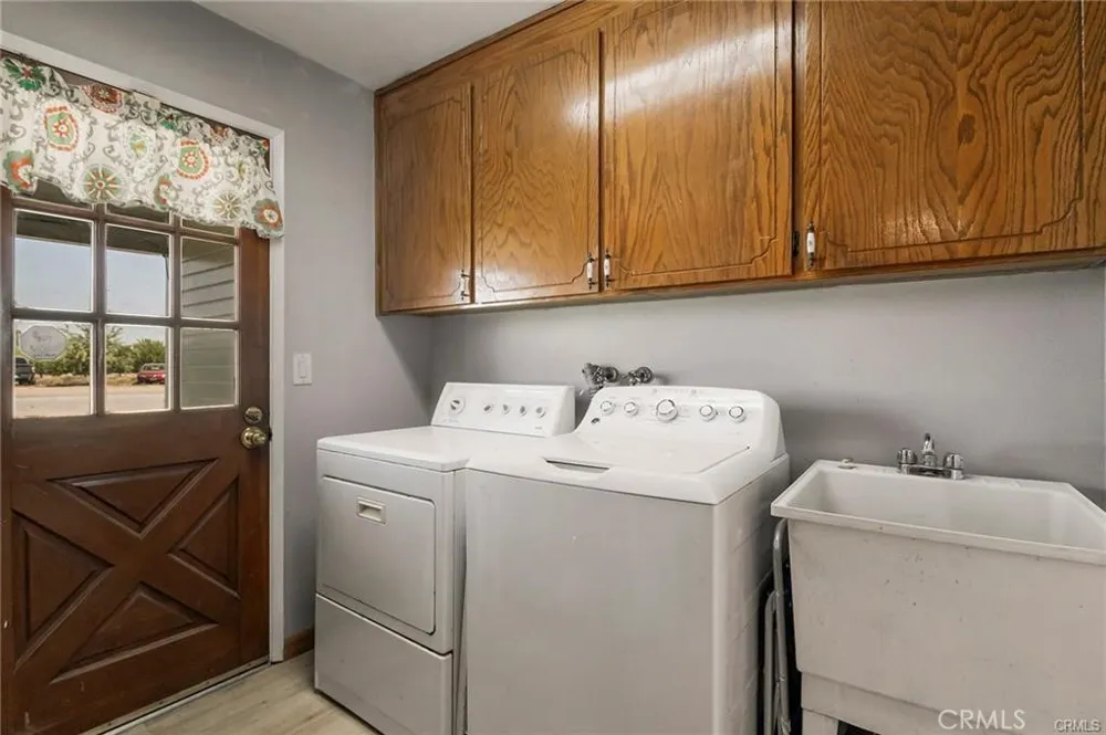 22085 FINNELL Corning, CA 96021
