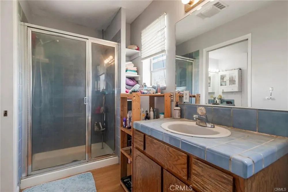 22085 FINNELL Corning, CA 96021