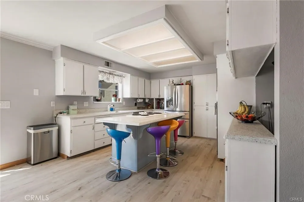 22085 FINNELL Corning, CA 96021