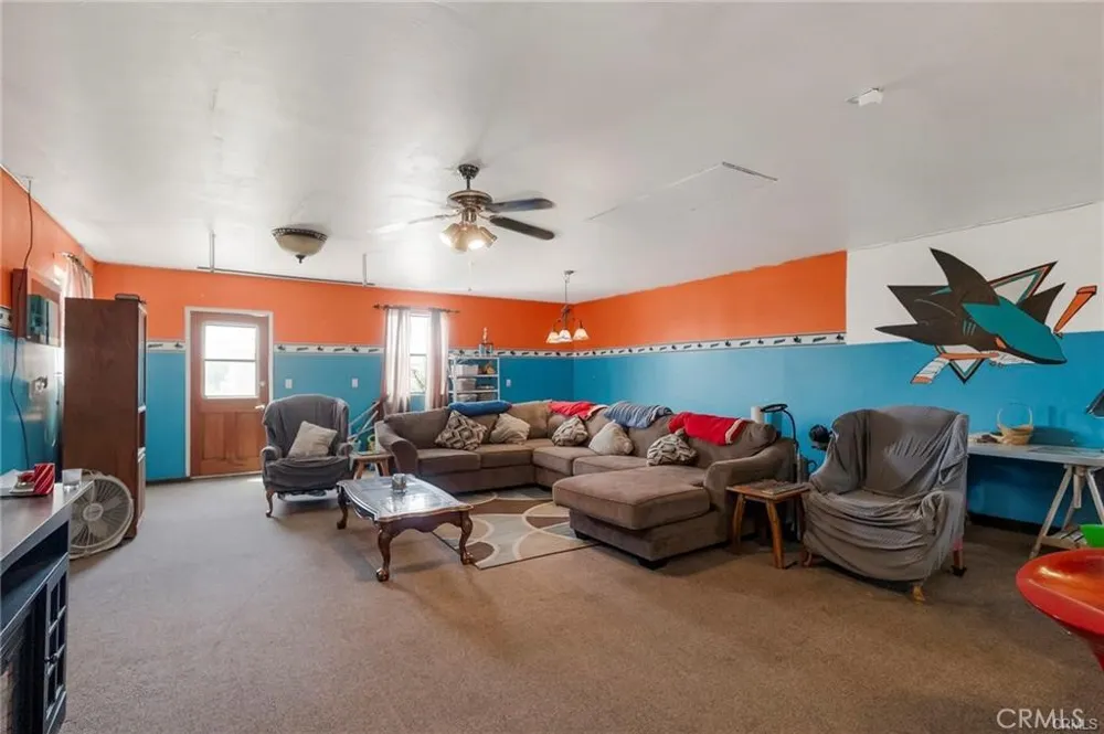 22085 FINNELL Corning, CA 96021