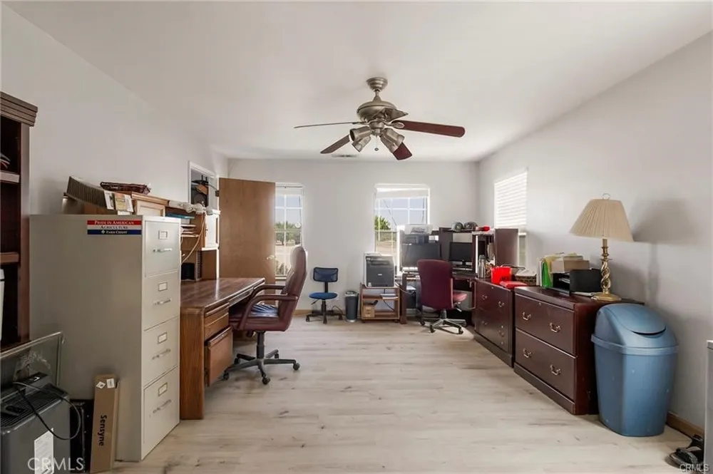 22085 FINNELL Corning, CA 96021
