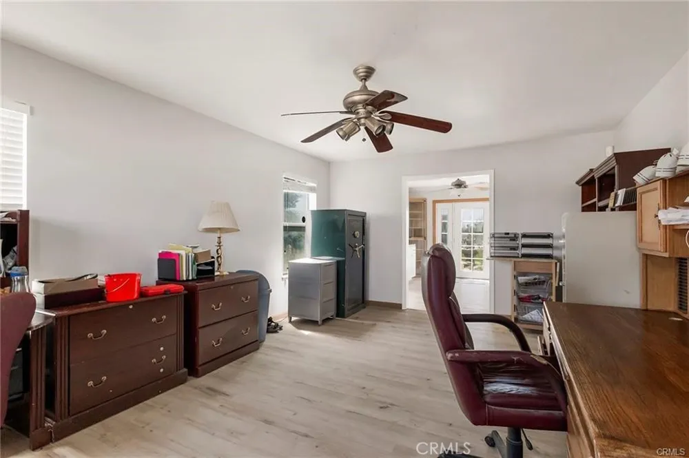 22085 FINNELL Corning, CA 96021