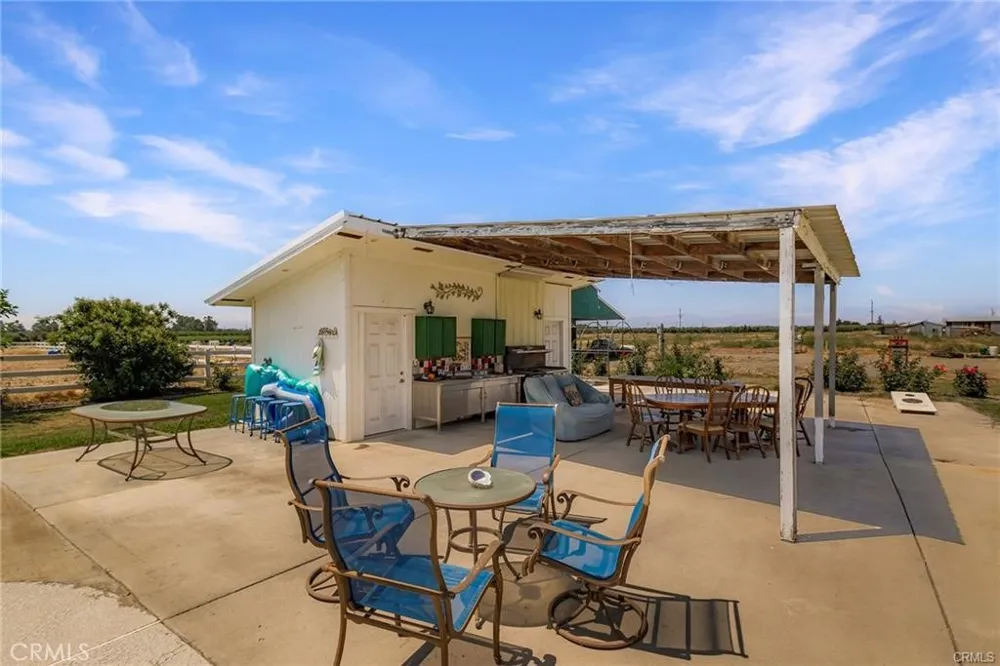 22085 FINNELL Corning, CA 96021