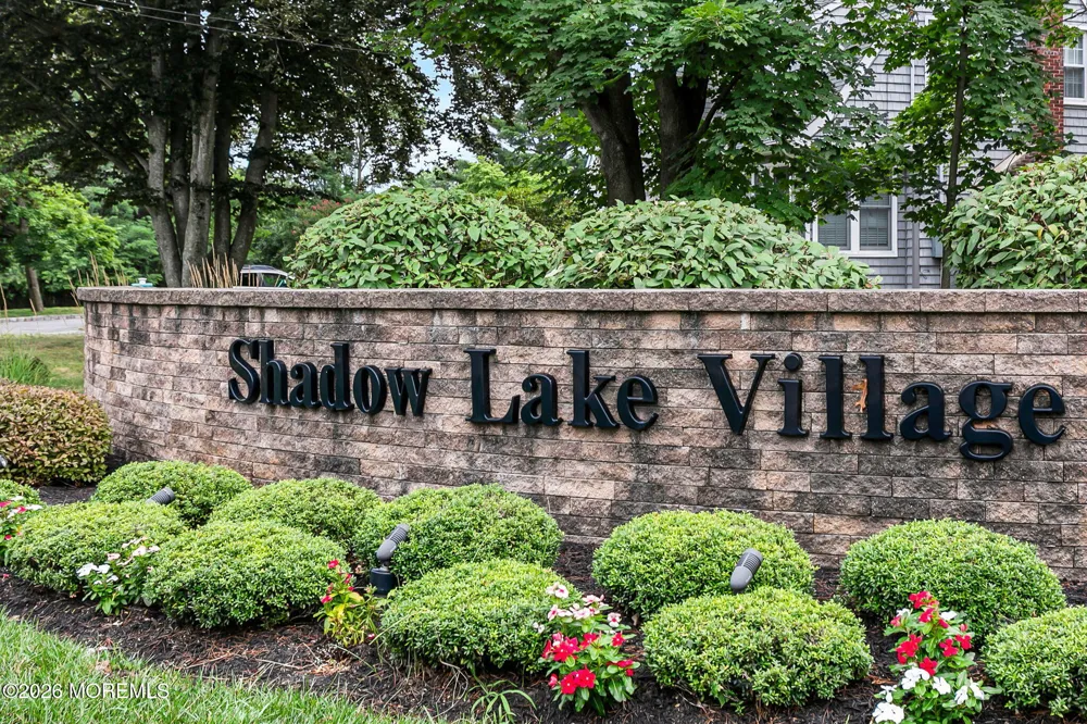 20 Western Reach Red Bank, NJ 07701