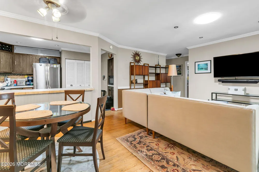 20 Western Reach Red Bank, NJ 07701