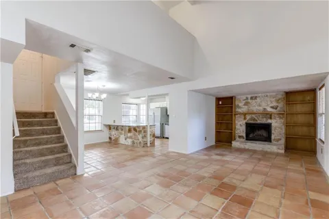 4200 Everest Lane