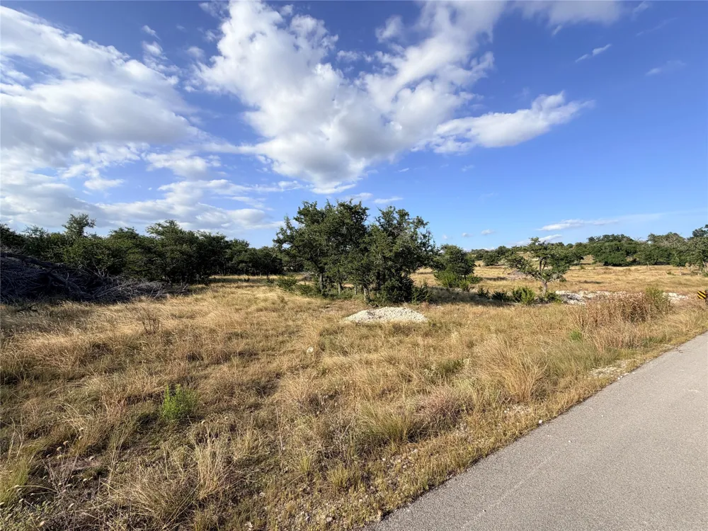 285 Brooklyn Drive Mountain Home, TX 78058