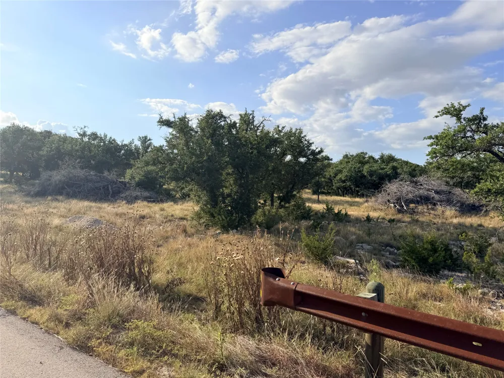285 Brooklyn Drive Mountain Home, TX 78058