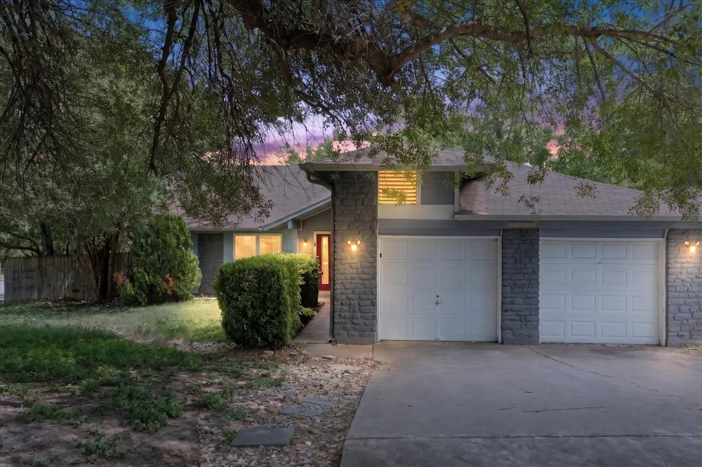 11815 Lochridge Drive #B Austin, TX 78758