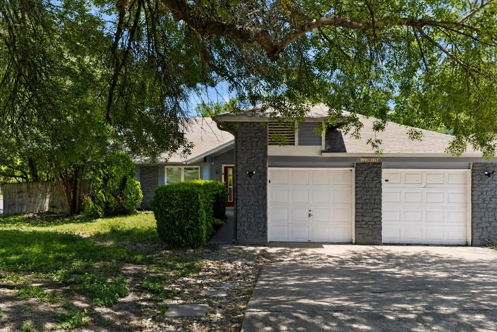 11815 Lochridge Drive #B Austin, TX 78758