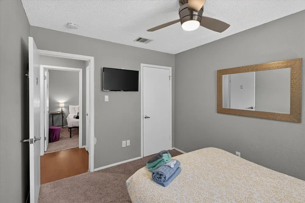 11815 Lochridge Drive #B Austin, TX 78758