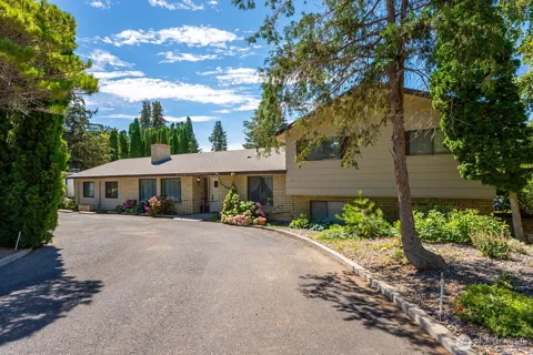 5255 NW Painted Hills Drive