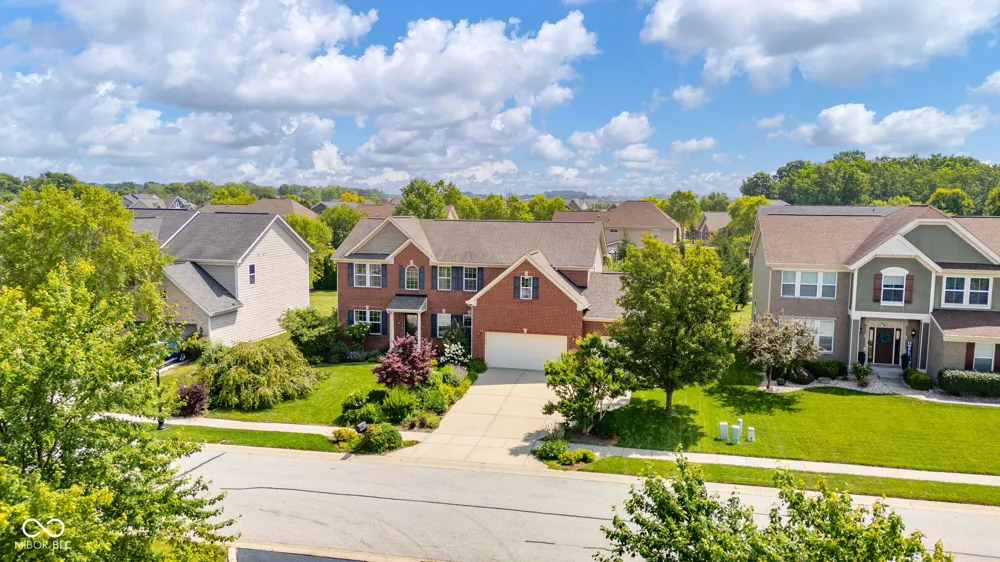 5825 Somerset Boulevard E Bargersville, IN 46106