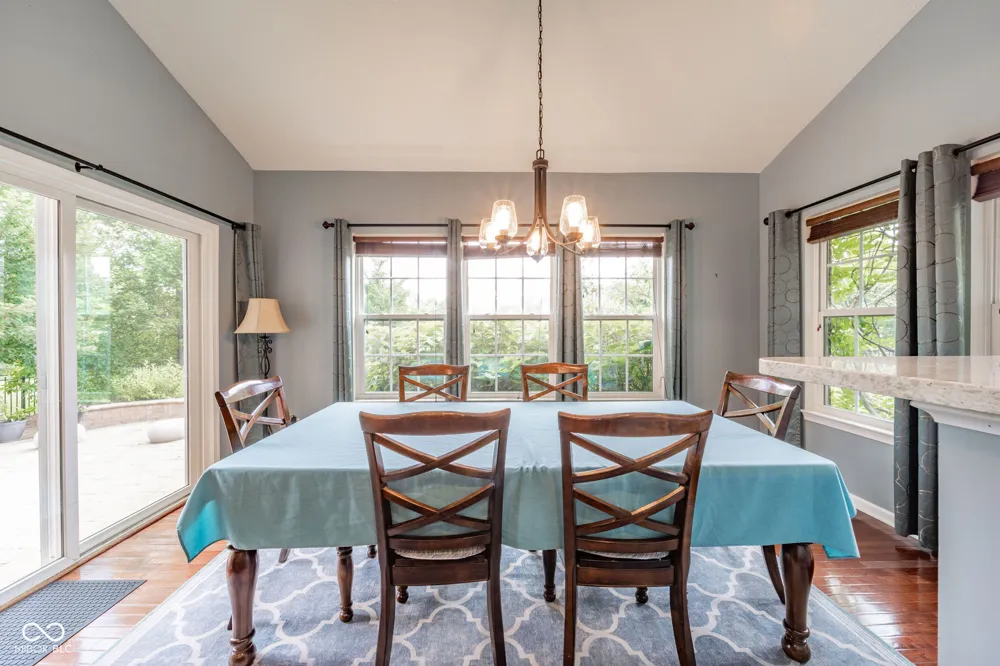 5825 Somerset Boulevard E Bargersville, IN 46106