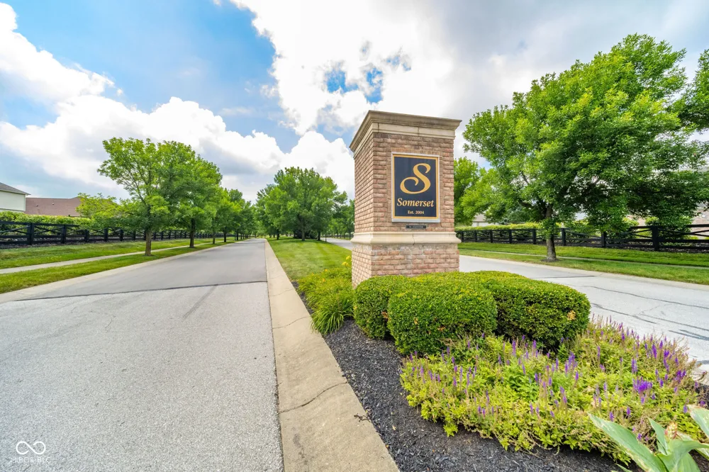 5825 Somerset Boulevard E Bargersville, IN 46106
