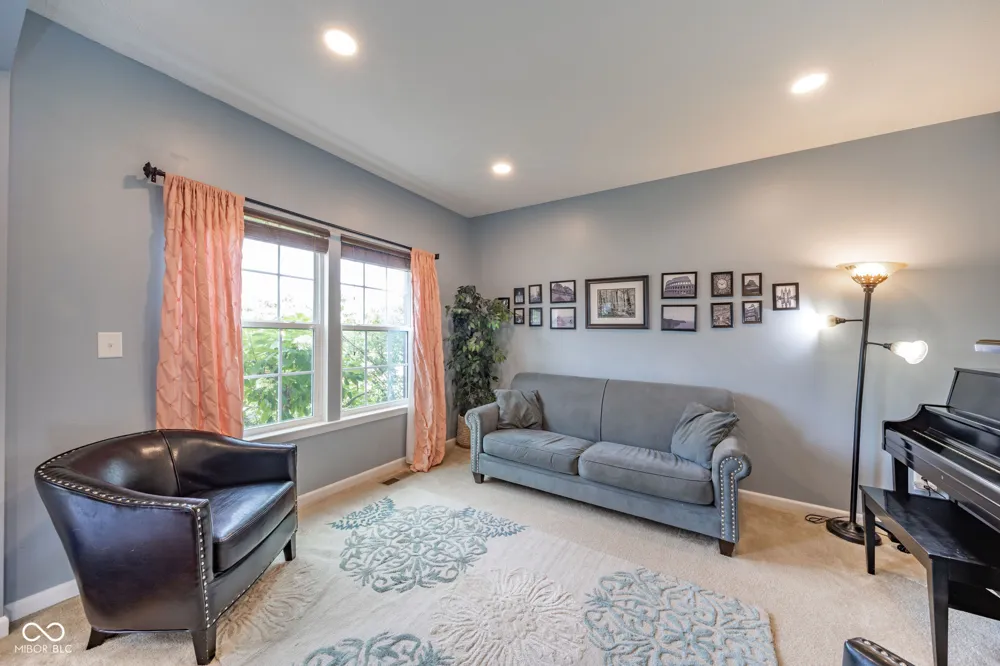 5825 Somerset Boulevard E Bargersville, IN 46106