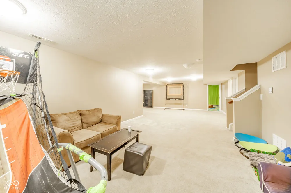 5825 Somerset Boulevard E Bargersville, IN 46106