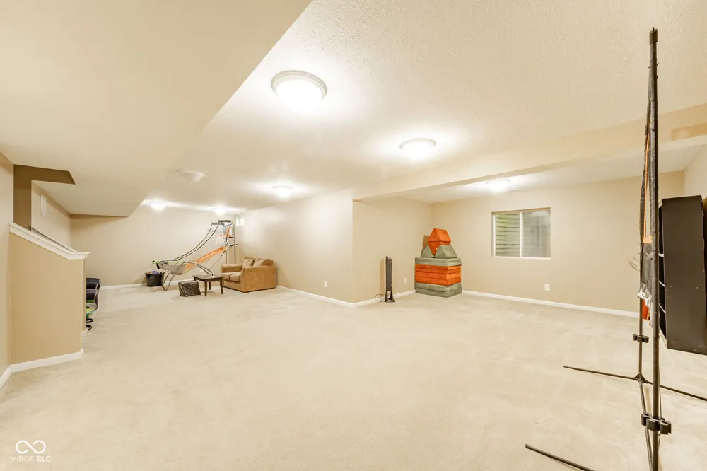 5825 Somerset Boulevard E Bargersville, IN 46106