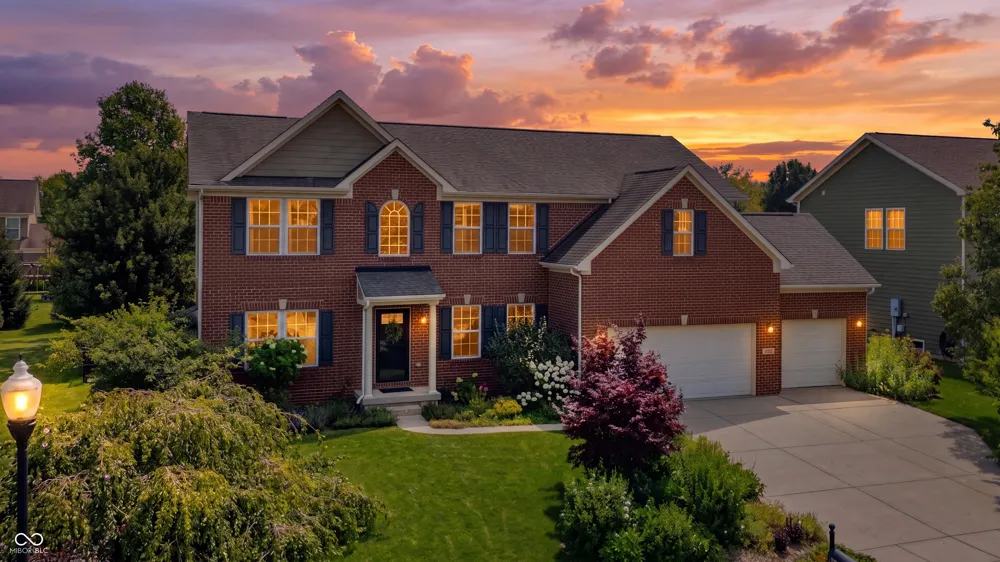 5825 Somerset Boulevard E Bargersville, IN 46106