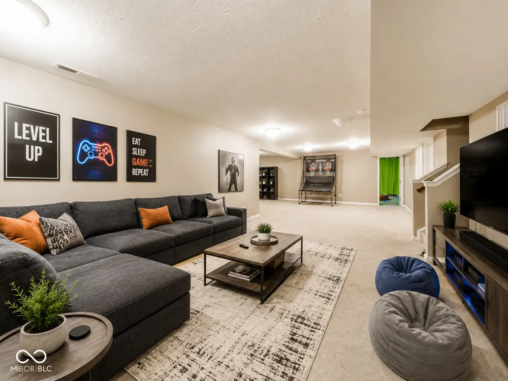5825 Somerset Boulevard E Bargersville, IN 46106