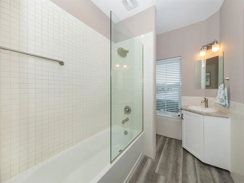 21004 ISOLA BELLA CIRCLE Venice, FL 34292
