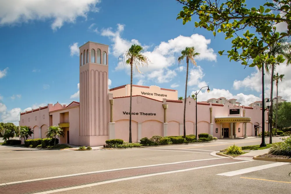 21004 ISOLA BELLA CIRCLE Venice, FL 34292