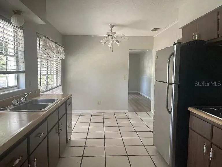 1701 NE 28TH AVENUE Gainesville, FL 32609