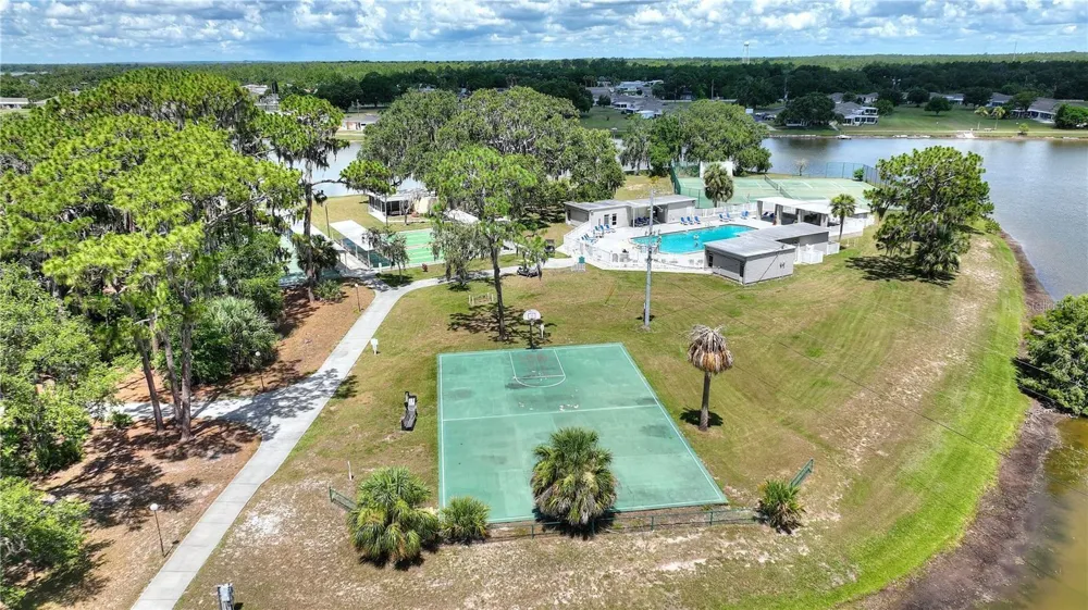 4719 CLUB CIRCLE Lake Wales, FL 33854