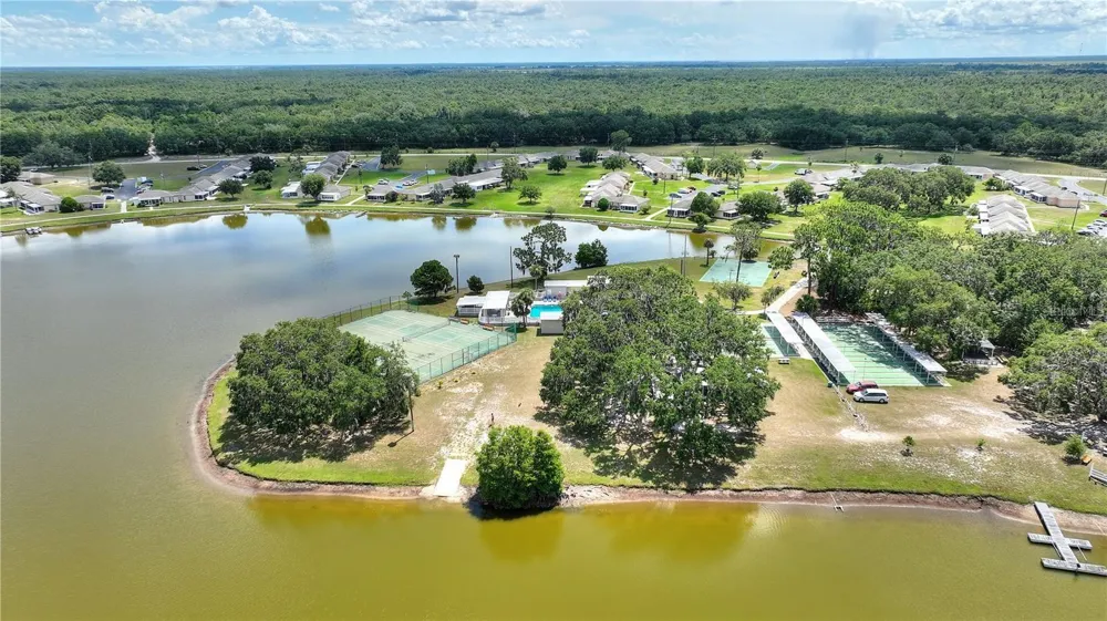 4719 CLUB CIRCLE Lake Wales, FL 33854