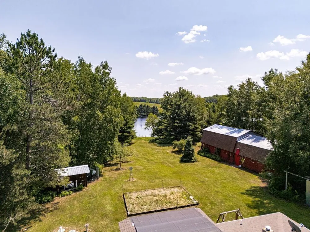 2592 Strandberg Road Barnum, MN 55707