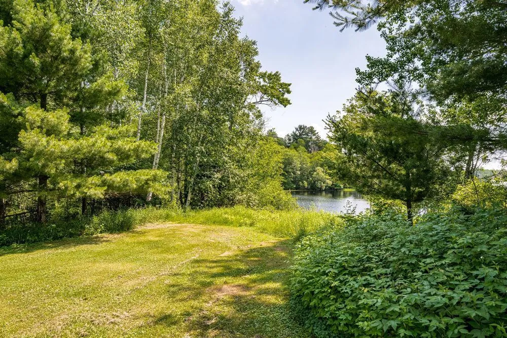 2592 Strandberg Road Barnum, MN 55707