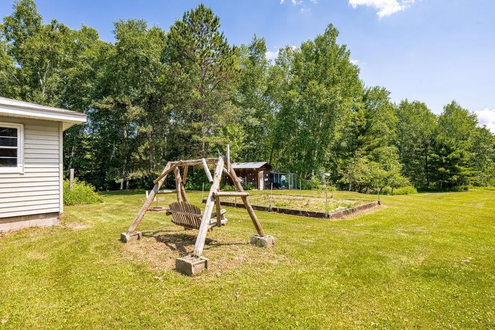 2592 Strandberg Road Barnum, MN 55707