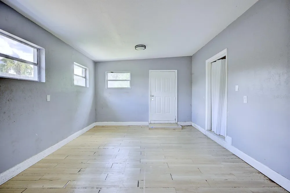 3009 MARATHON AVENUE Orlando, FL 32805
