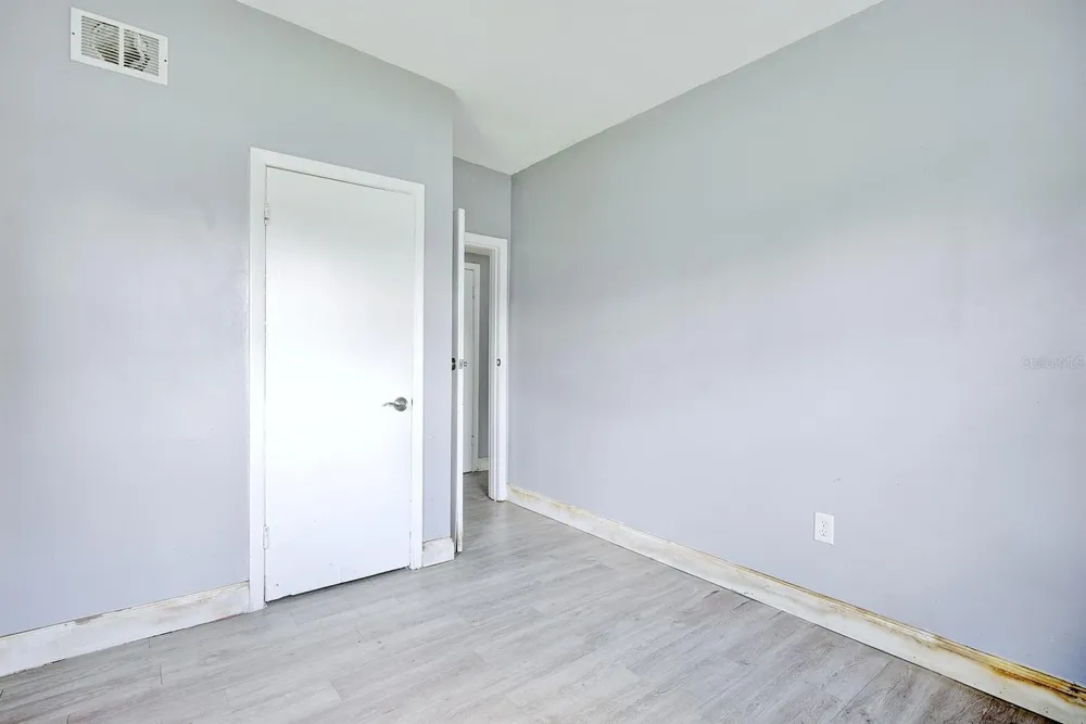 3009 MARATHON AVENUE Orlando, FL 32805