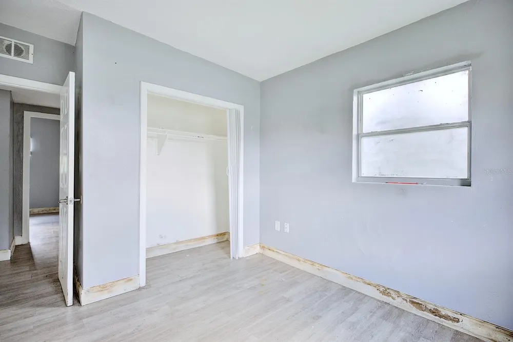 3009 MARATHON AVENUE Orlando, FL 32805