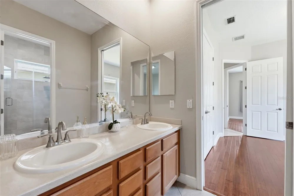 3894 SAFFLOWER TERRACE Oviedo, FL 32766