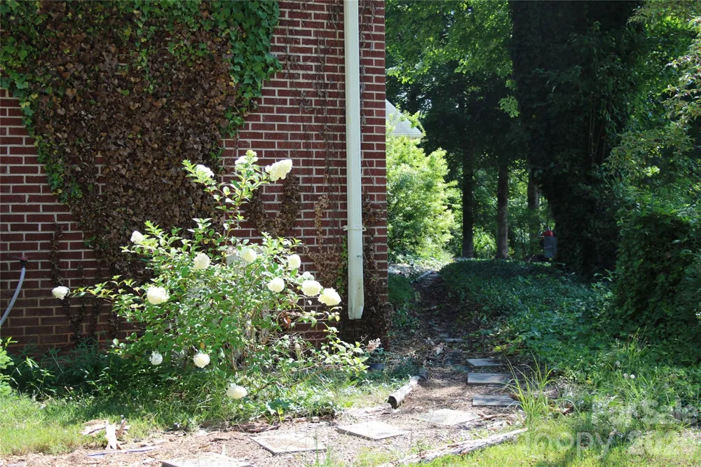 571 Piedmont Road Rutherfordton, NC 28139