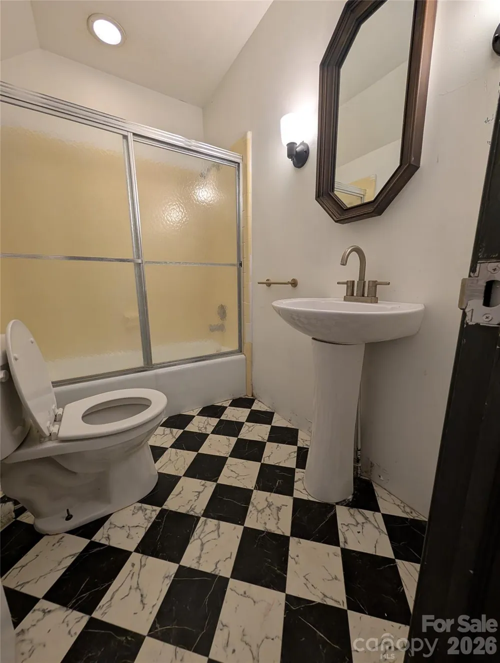 571 Piedmont Road Rutherfordton, NC 28139