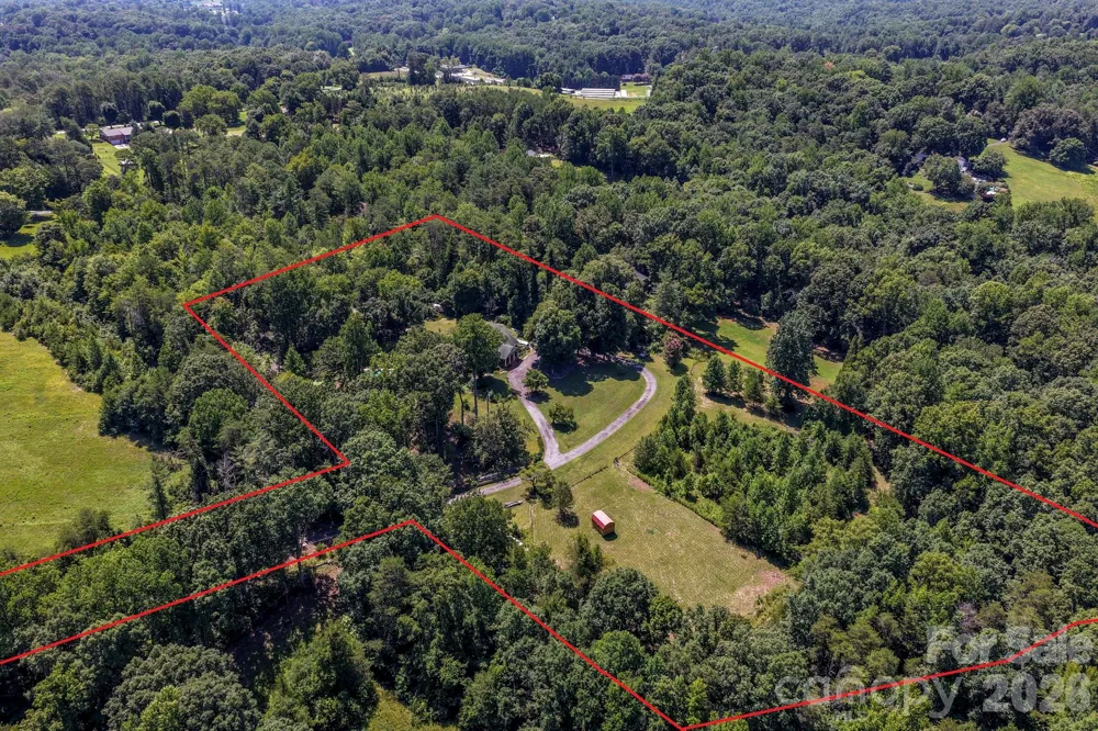 571 Piedmont Road Rutherfordton, NC 28139