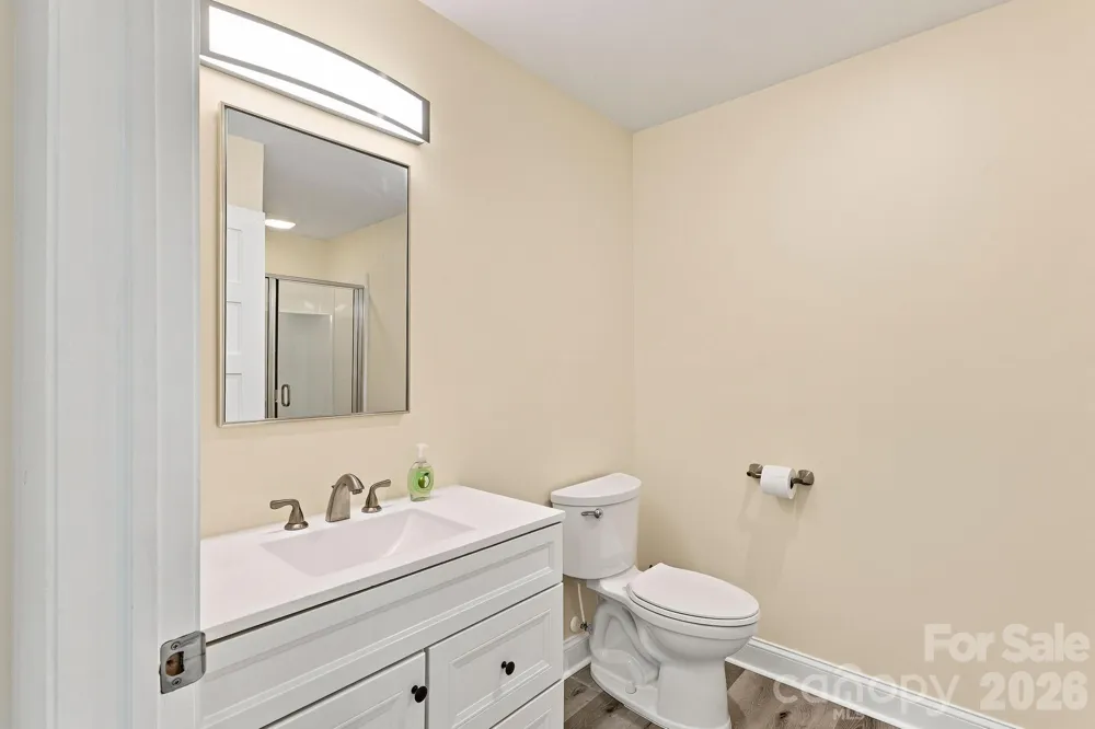 108 W Lee Avenue Bessemer City, NC 28016