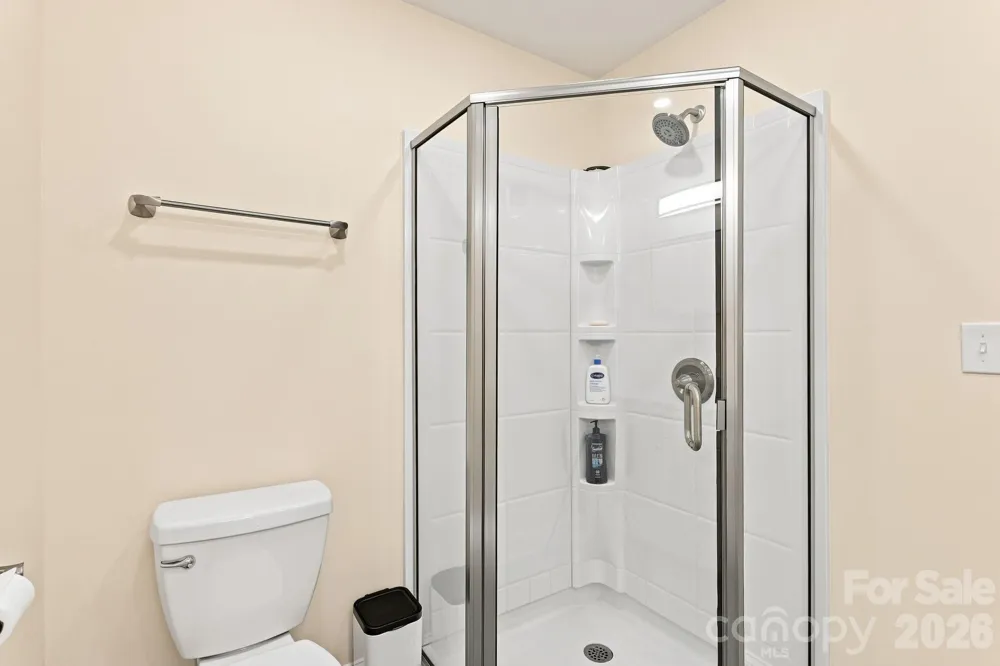 108 W Lee Avenue Bessemer City, NC 28016