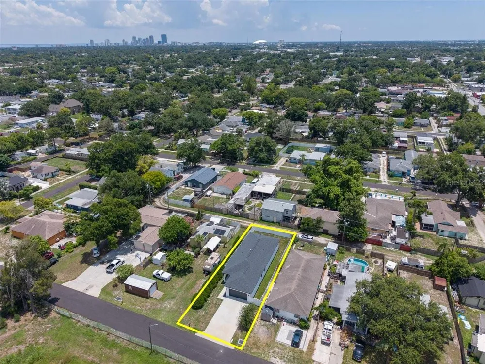 2644 42ND AVENUE St Petersburg, FL 33714