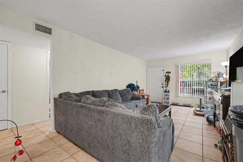 14203 SHADOW MOSS LANE #102 Tampa, FL 33613