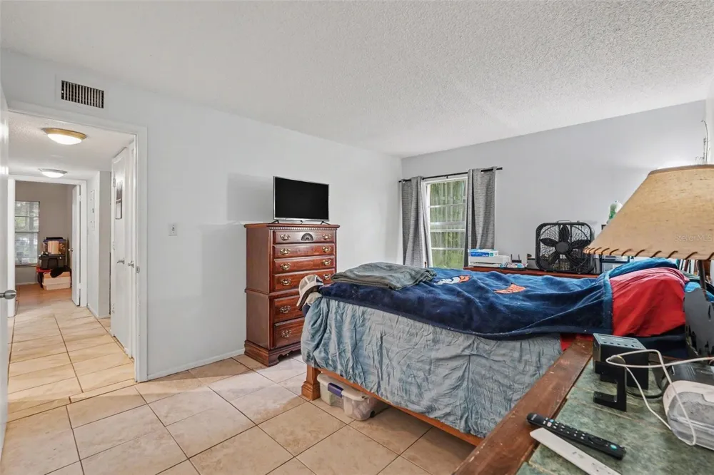 14203 SHADOW MOSS LANE #102 Tampa, FL 33613