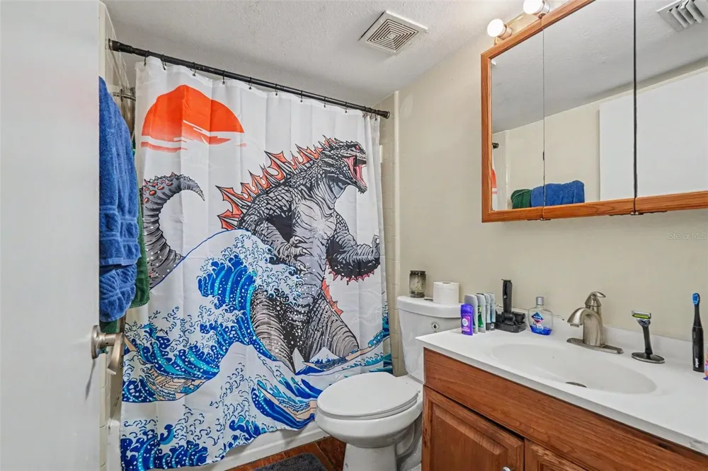 14203 SHADOW MOSS LANE #102 Tampa, FL 33613