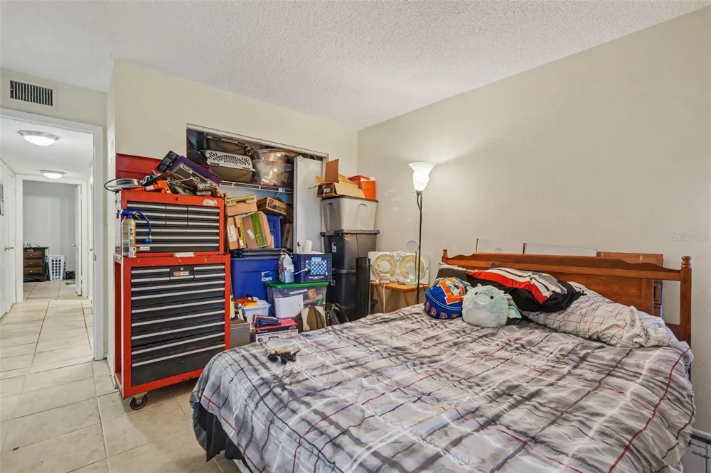 14203 SHADOW MOSS LANE #102 Tampa, FL 33613