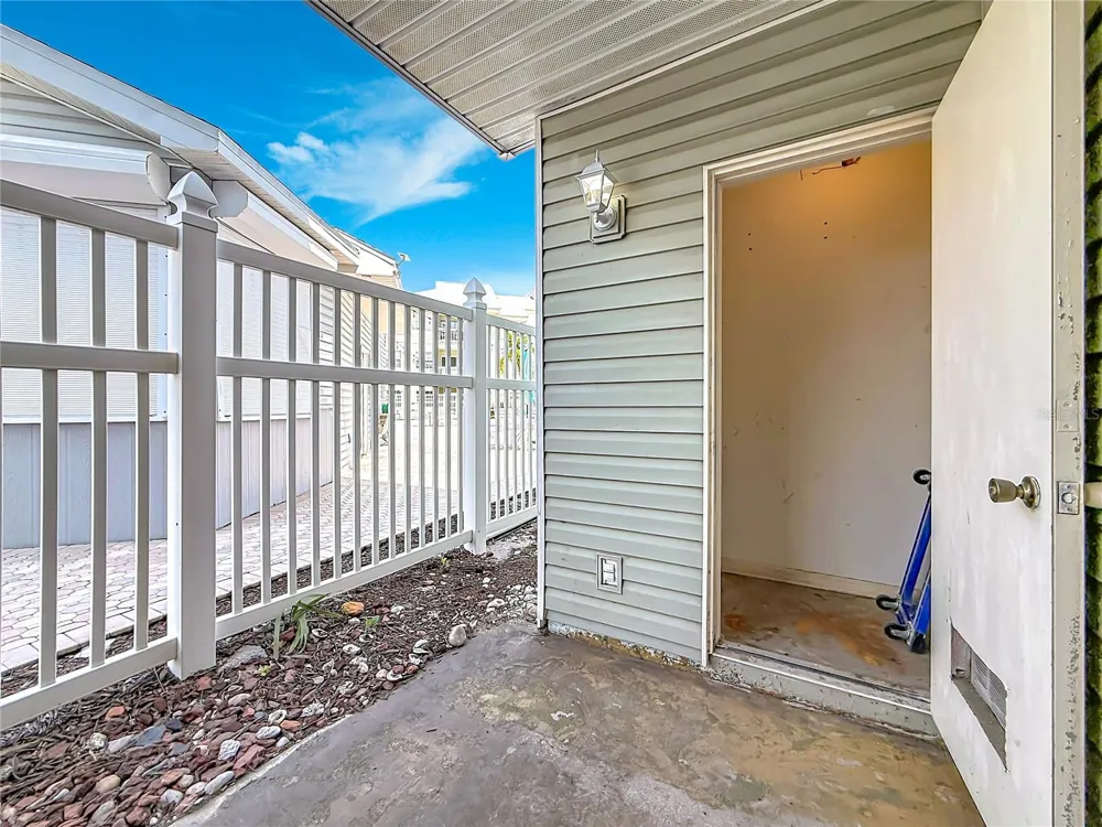 6826 STONES THROW CIRCLE #11101 St Petersburg, FL 33710