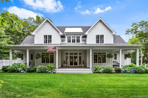 9 Deerland Drive
