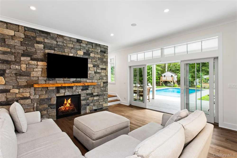 9 Deerland Drive East Quogue, NY 11942