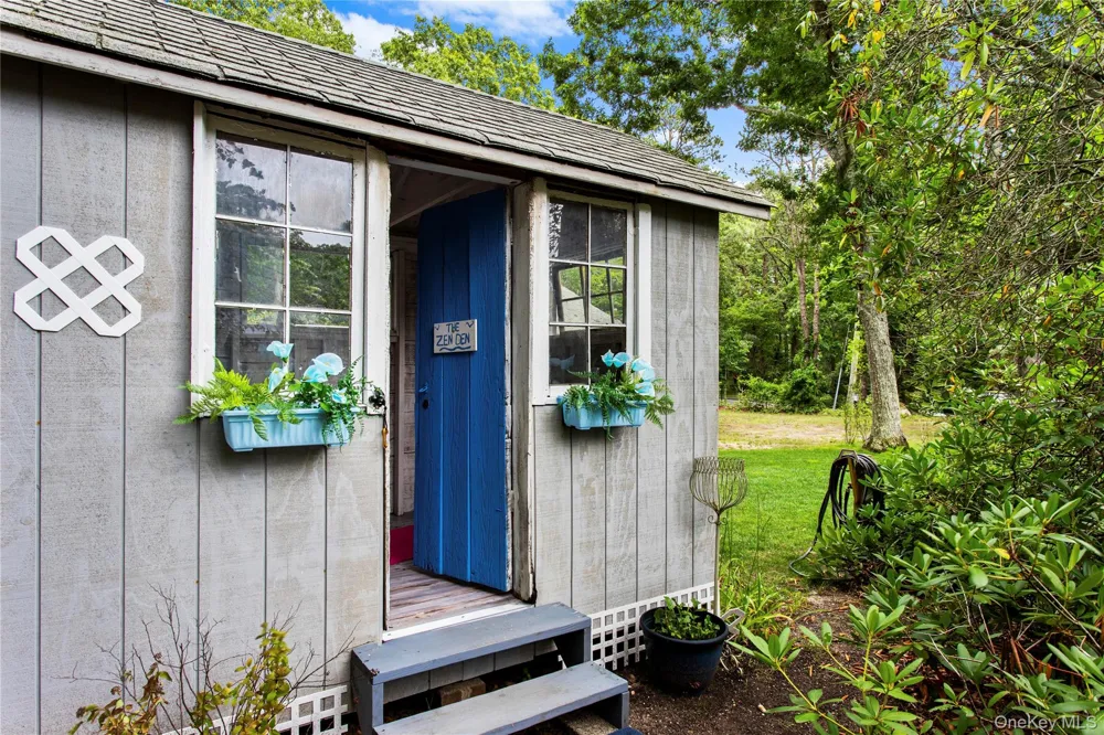 9 Deerland Drive East Quogue, NY 11942